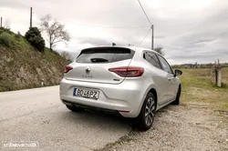 Renault Clio 1.6 E-Tech Full Hybrid Techno