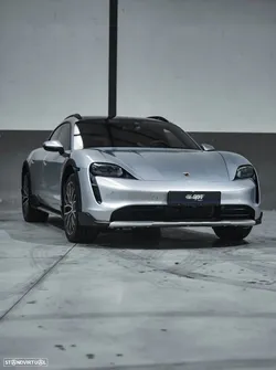 Porsche Taycan Cross Turismo 4