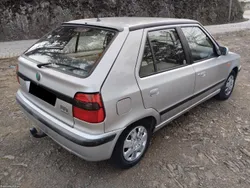 Skoda Felicia Van 1.9 GLX D - D. Assistida - 5 Portas - 1 Dono - Gancho de Reboque