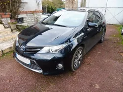Toyota auris touring break sport 1,8i 100cv hybride clim/gps