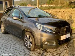 Peugeot 2008 1.5 BlueHDi Signature
