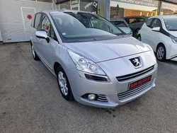 Peugeot 5008 1.6hdi 110cv Confort