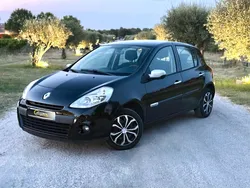 Renault Clio 3 Phase 2 1.2 16V 75 ch Zen Collection