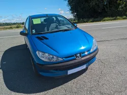 206 1.4 hdi 70cv occamobile 64 pau dans le véhicule qui dure le véhicule fiable