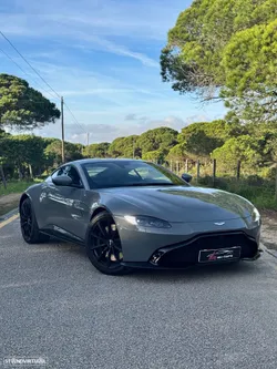 Aston Martin Vantage Coupe V8
