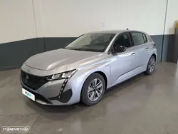 Peugeot 308 1.2 Hybrid Style e-DCS6