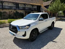 Toyota Hilux 2.8 D-4D X-Tra Cabine Légende 4WD BVA RC21
