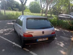 Peugeot 106 02