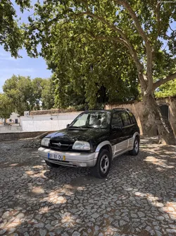 Suzuki Grand Vitara 2.0