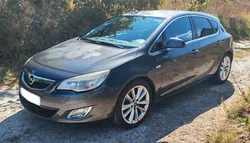 Opel Astra J 1.7 CDTI 125ch PACK COSMO 
Garantie