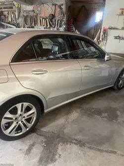 Mercedes-Benz E 220 Blueffiency avantgarde