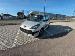 Peugeot 1007