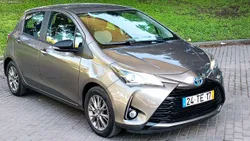 Toyota Yaris 1.5 híbrido 57Milkms Nac