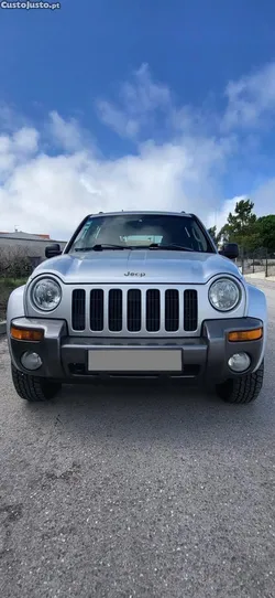 Jeep Cherokee (Cherokee) KJ Liberty 2.5 CRD