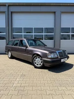 Mercedes E 230 T 132 ch BVA - ATTELAGE 221800 KM