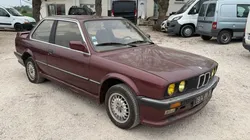 BMW 323 i E30 150cv Coupé Kit Mtech1 origine même propriétaire depuis 36 ans