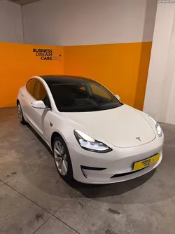 Tesla Model 3 Standard Range Plus RWD