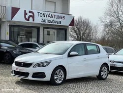 Peugeot 308 1.5 BlueHDi Business Line