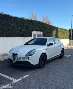 Alfa Romeo Giulietta 1.6 JTDM Distinctive