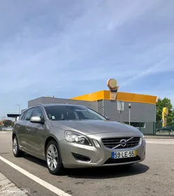 Volvo V60 2.0 D3 Summum