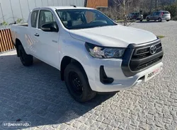 Toyota Hilux 2.4 D-4D 4WD CE CH