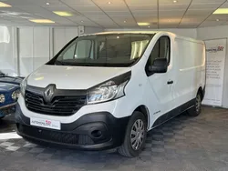 RENAULT Trafic L2H1 1.6 dCi 120 CV 1ère main Van Aménagé - Attelage GPS Radar AR Bluetooth