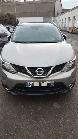 Nissan Qashqai Tekna 1.6 163cv Full options très très bon état général