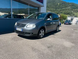 Volkswagen Touran 140 ch BVA – 2006 – 163 825 km – Dépôt-Vente – Carnet d'entretien – Garantie 12 mois possible
