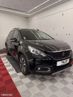 Peugeot 2008 1.2 PureTech Allure