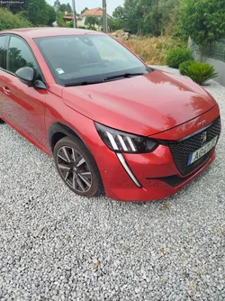 Peugeot 208 GT caixa automática