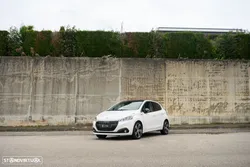 Peugeot 208 1.2 PureTech GT Line