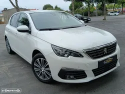 Peugeot 308 1.2 PureTech Allure EAT8
