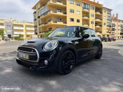 MINI 3 Portas Cooper SD Auto Desportiva