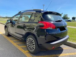 Peugeot 2008 PureTech Style