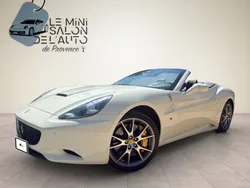 Ferrari California 4.3 V8 460 BVA7-05/2011-49.700km-Origine France-Historique Complet Ferrari-Pack Carbone-Volant Carbone LED-Sièges Daytona-Etat Neuf-Garantie 12 Mois-Reprise Possible