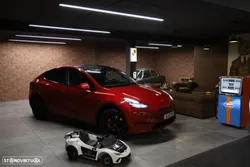 Tesla Model Y Long Range Tração Integral