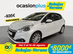 PEUGEOT 208 1.2 PureTech S&S Signature 82