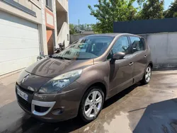 RENAULT SCENIC 1.5l DCi 110ch DYNAMIQUE