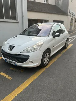PEUGEOT 206+ 1.4 HDi Blue Lion 68 cv de 2012