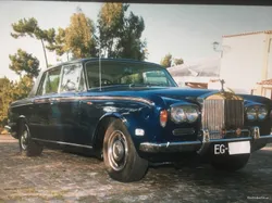 Rolls Royce Silver Shadow Volante à direita