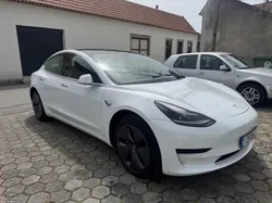 Tesla Model 3 Standard