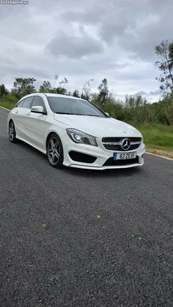 Mercedes-Benz CLA 200 AMG line