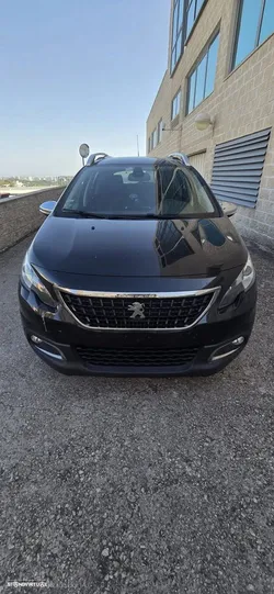Peugeot 2008 1.2 PureTech Style