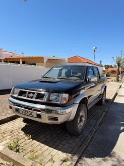 Nissan Navara D22