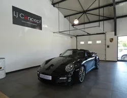 Porsche 911 (997) (2) Cabriolet 3.8 530 ch Turbo S - Carnet Complet Porsche - Futur collector - 67'600km - Sièges Sport chauffants - Cuir étendu - Pack Chrono - Audi Bose - Jantes 19"