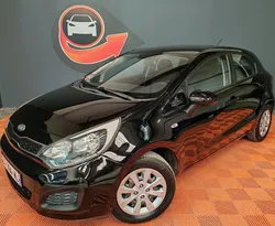 Kia RIO 1.1 CRDI 75 ISG Style 5P