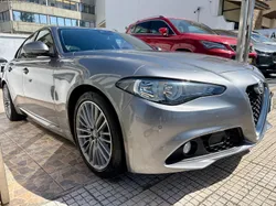 Alfa Romeo Giulia 2.2 D SUPER AT8 NACIONAL 1 ÚNICO DONO 180 CV