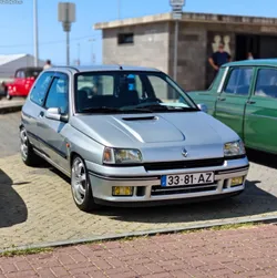 Renault Clio 1.8 16v