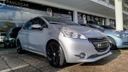 Peugeot 208 1.6 THP 156 Feline