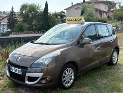 Renault Scenic III 1.9 dci 131ch